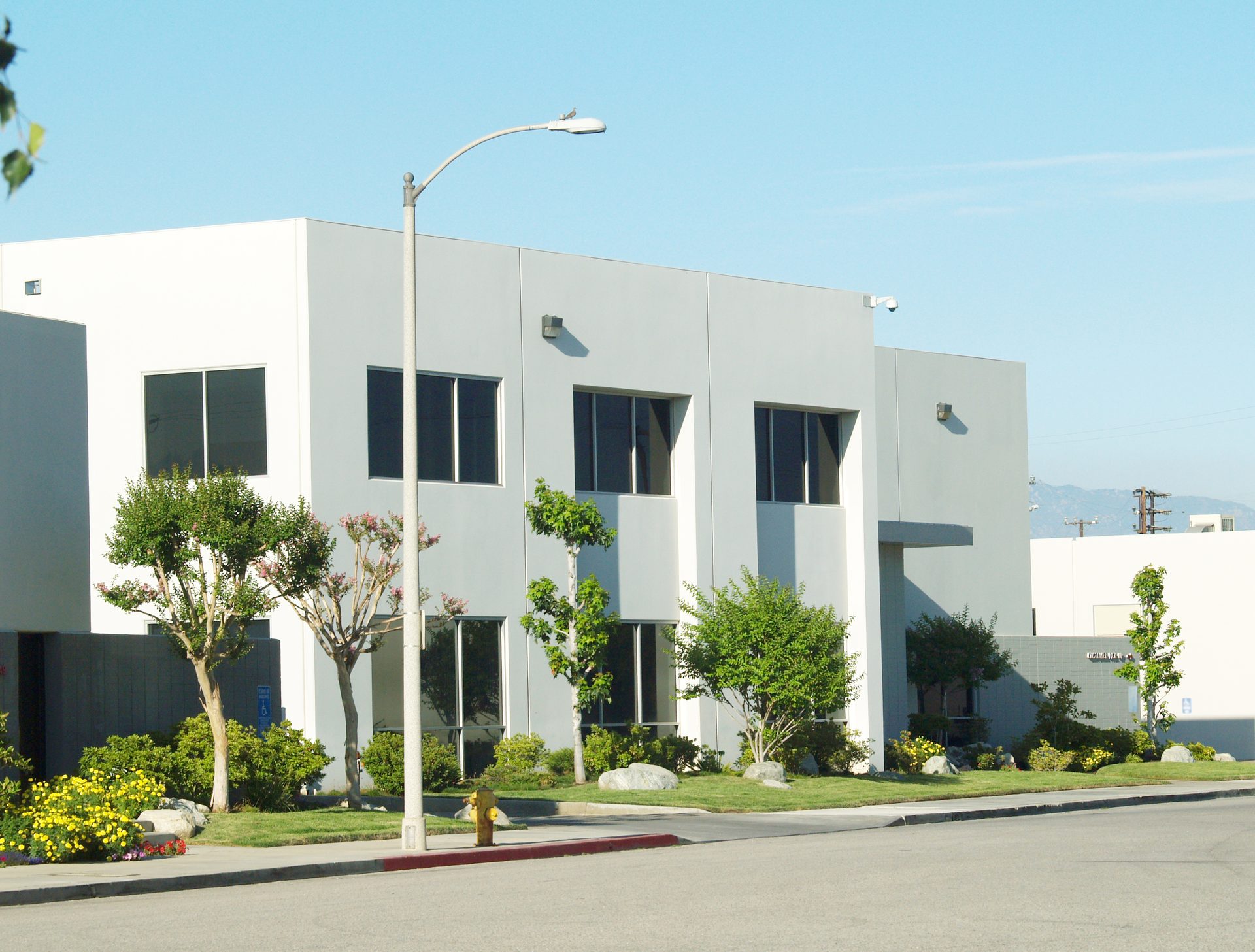Office and industrial building managed by McIntire Kingstone